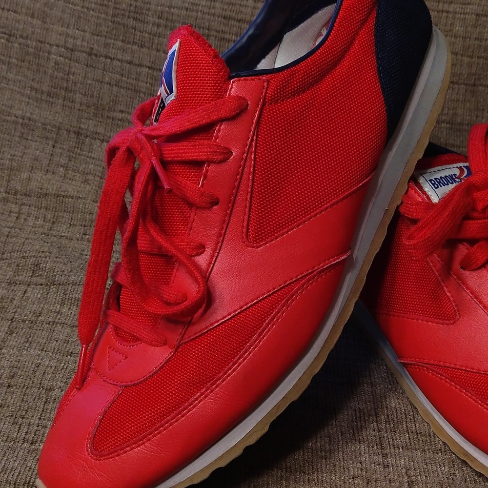 Brooks Vanguard Heritage